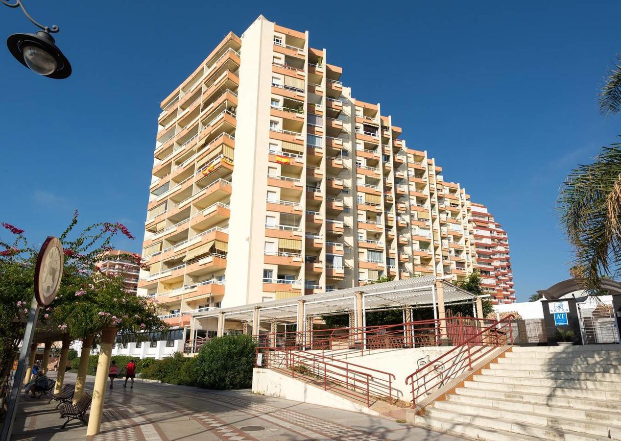MalagaSuite Front Beach Benalmádena Bagian luar foto